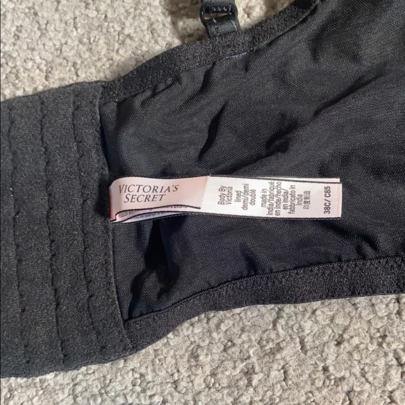 Gorgeous bra VS! - Picture 4 of 4